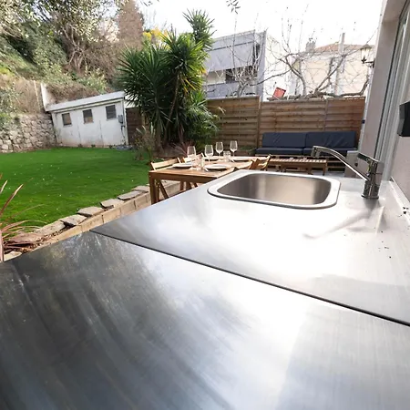 Magnifique Rez De Jardin Port Apartament *