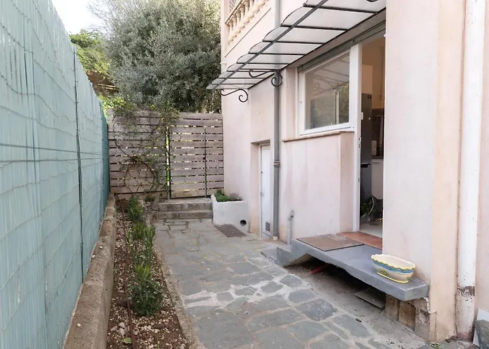 Magnifique Rez De Jardin Port Lejlighed Nice