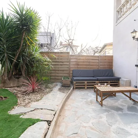 Magnifique Rez De Jardin Port Nizza